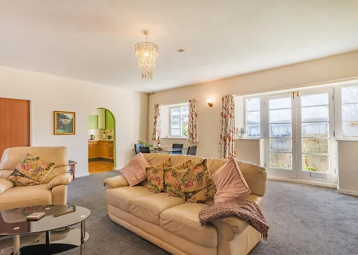 Holiday home Feather Holme Farm